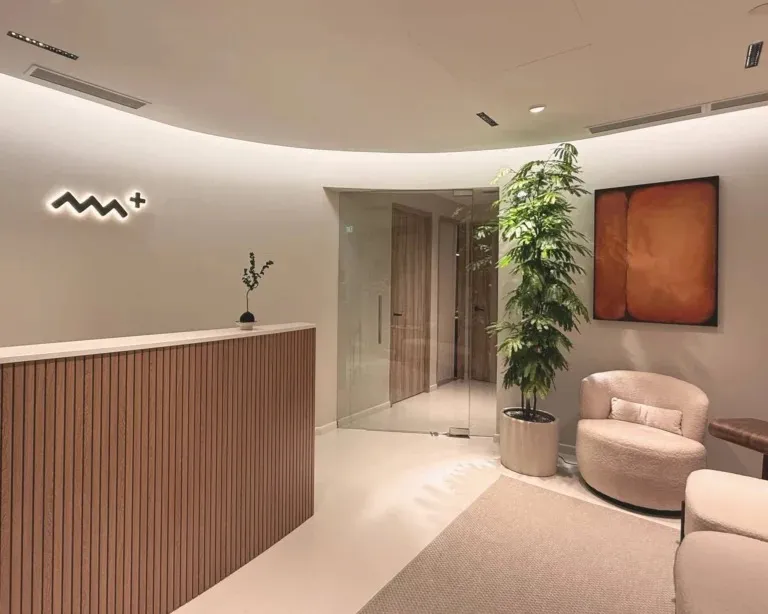 Calm PULSE TCM treatment room prepared for consultation and plaster care