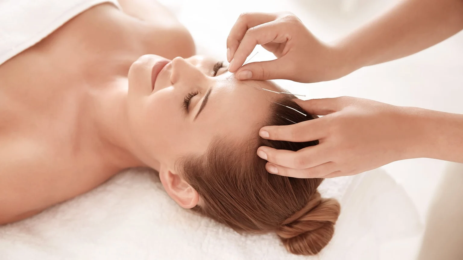 Photobiomodulation applied near acupuncture points